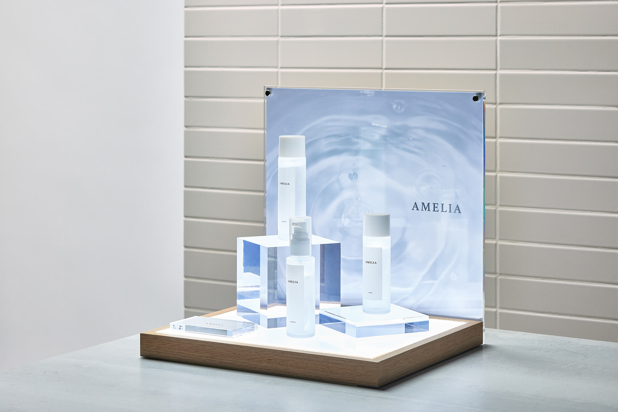 プロダクトの事例(ディスプレイツールイメージ)｜＆A