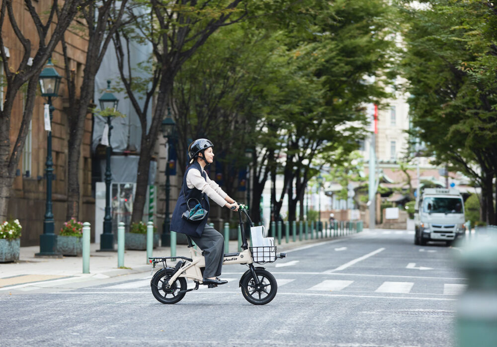 プロダクトの事例(NFR-01-PRO街乗りイメージ)｜＆A