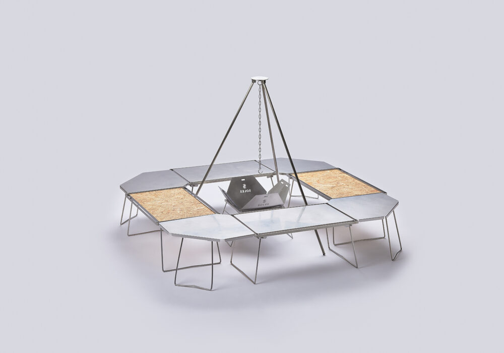 プロダクトとブランディングの事例(焚き火台テーブルセット)｜＆A